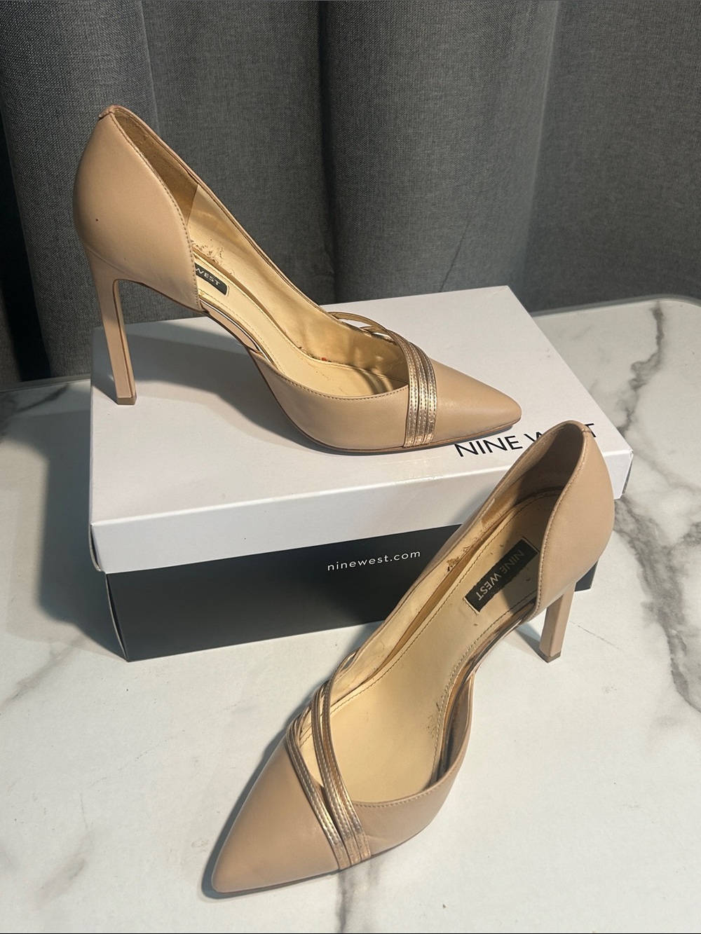 Classic Nine West Beige Pointed-Toe Stiletto Pumps with Metallic Straps 8.5